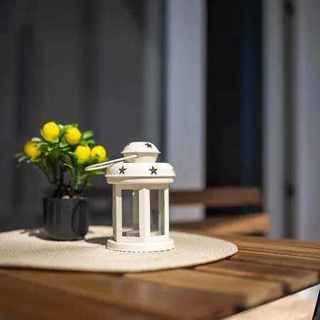 Location 2 Bedroom Next To The Warna